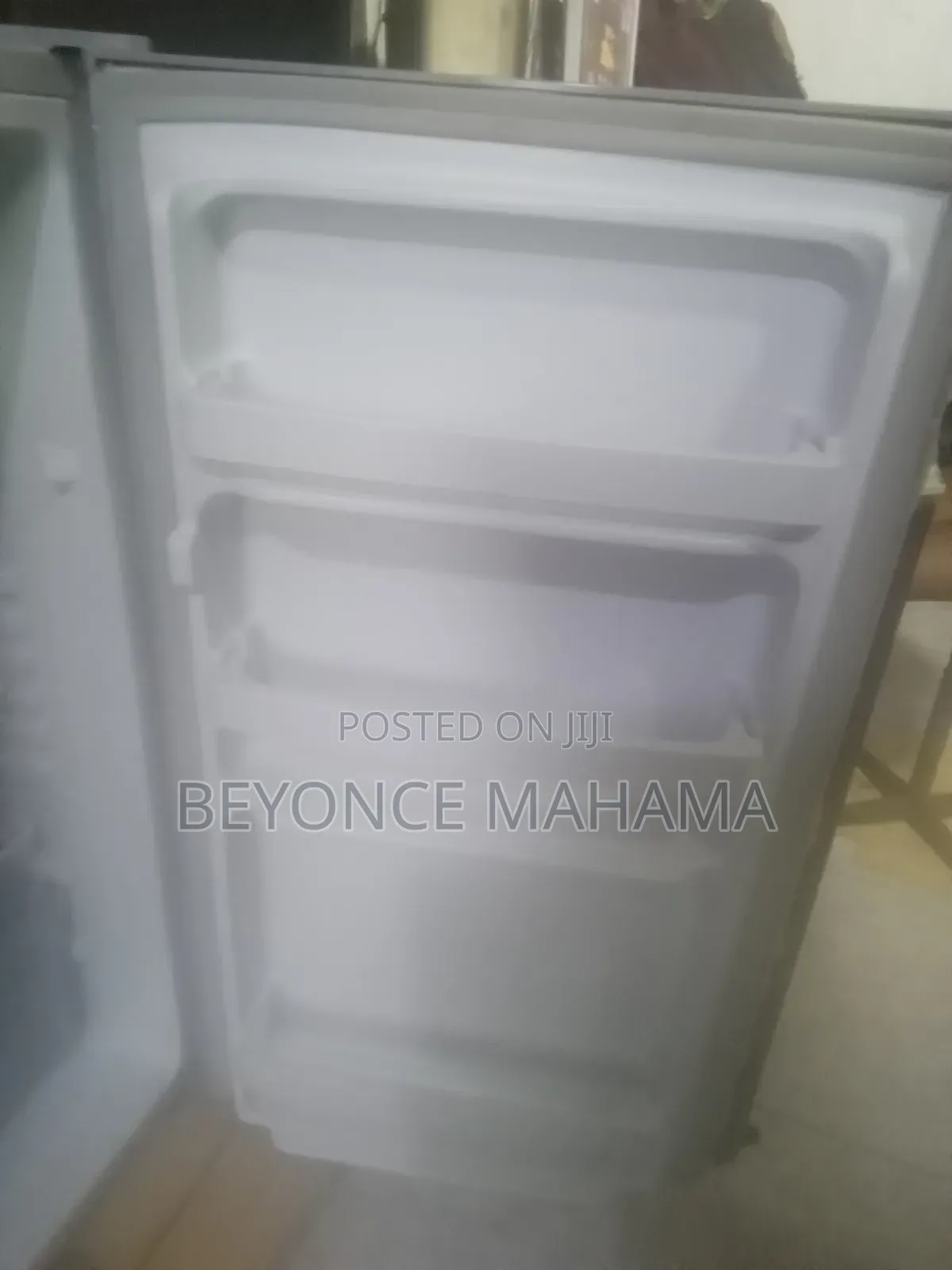 Bruhm Fridge