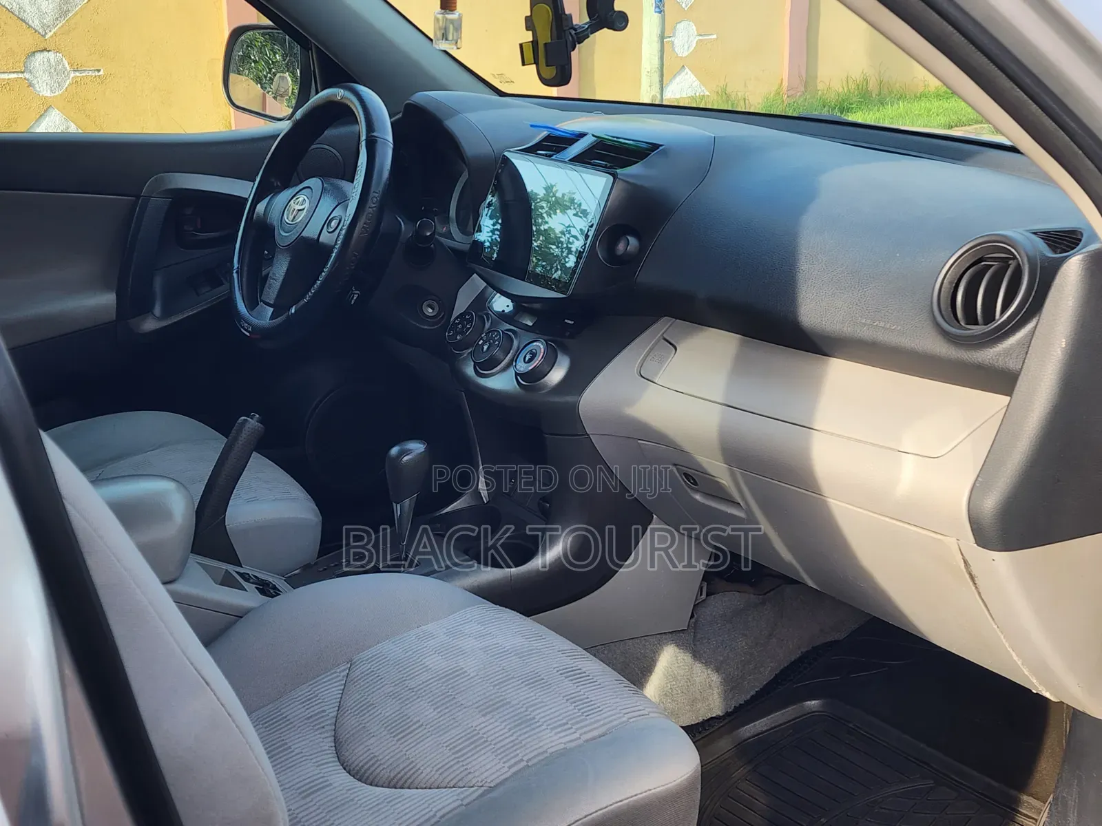 Toyota RAV4 2.5 4x4 2011 Gray