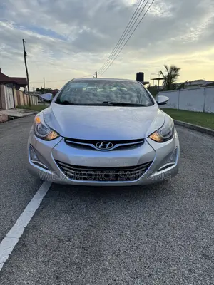 Hyundai Elantra SE Sedan FWD (1.8L 4cyl 6A) 2016 Silver