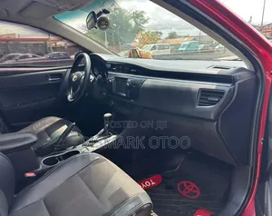 Toyota Corolla S 4dr Sedan (1.8L 4cyl CVT) 2016 Red
