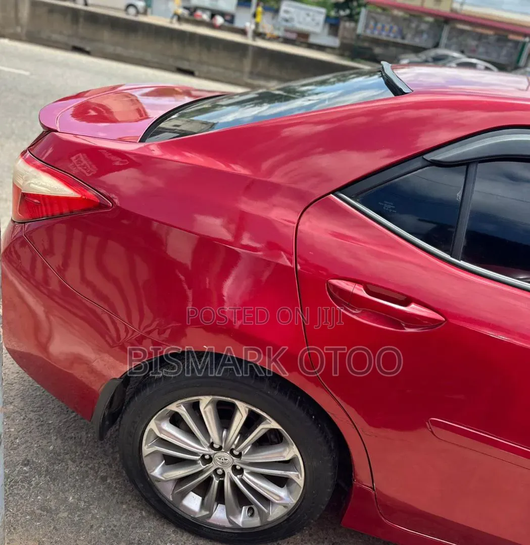Toyota Corolla S 4dr Sedan (1.8L 4cyl CVT) 2016 Red