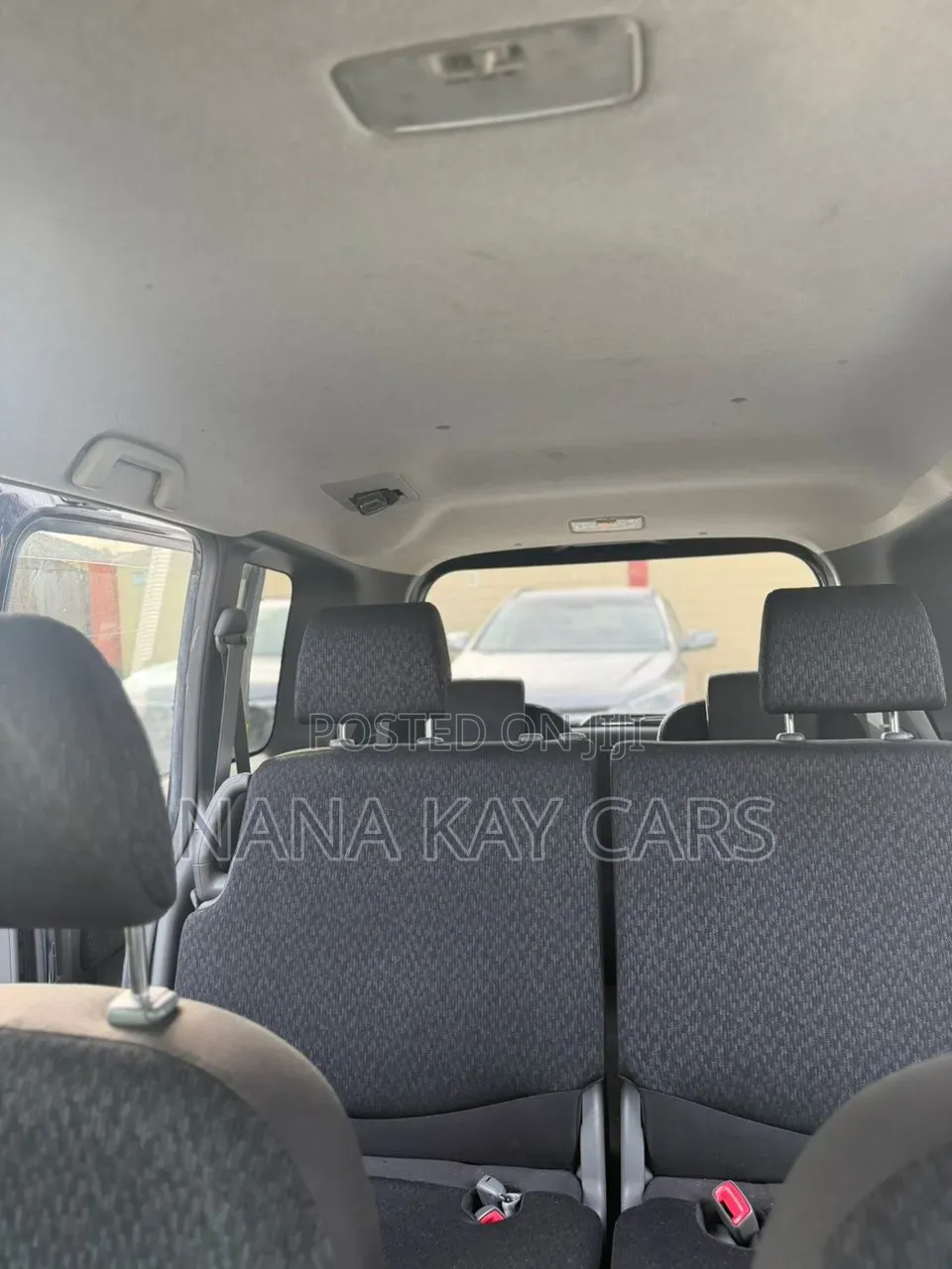 Toyota Sienta 2015 Brown