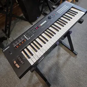 Yamaha Mx49 (Motif) + Free Bag