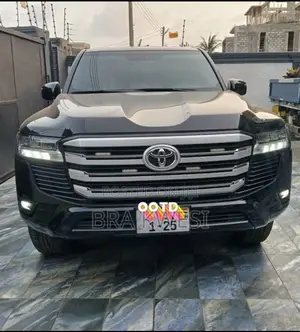 Land Cruiser for Rent