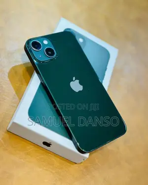 Apple iPhone 13 128 GB Green