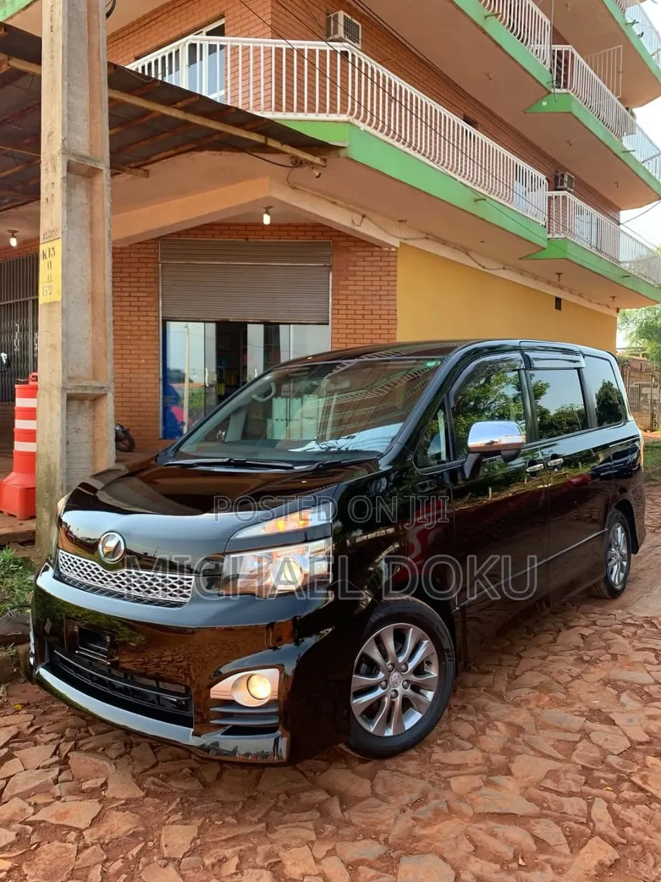 Toyota Voxy 2012 Black