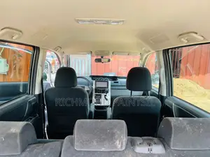 Toyota Voxy 2010 Black