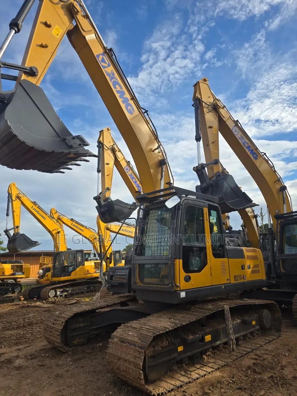 XCMG 215 Excavator for Sale!