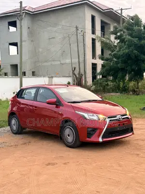Toyota Yaris 2015 Red