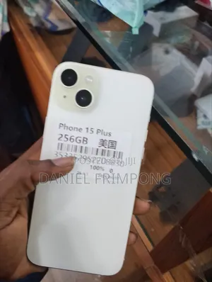 New Apple iPhone 15 Plus 256 GB Silver