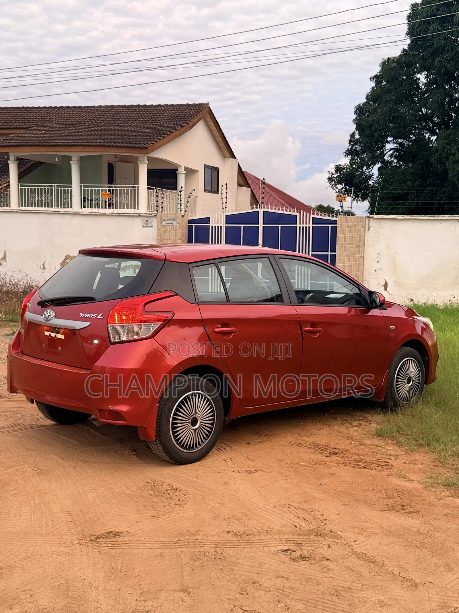 Toyota Yaris 2015 Red