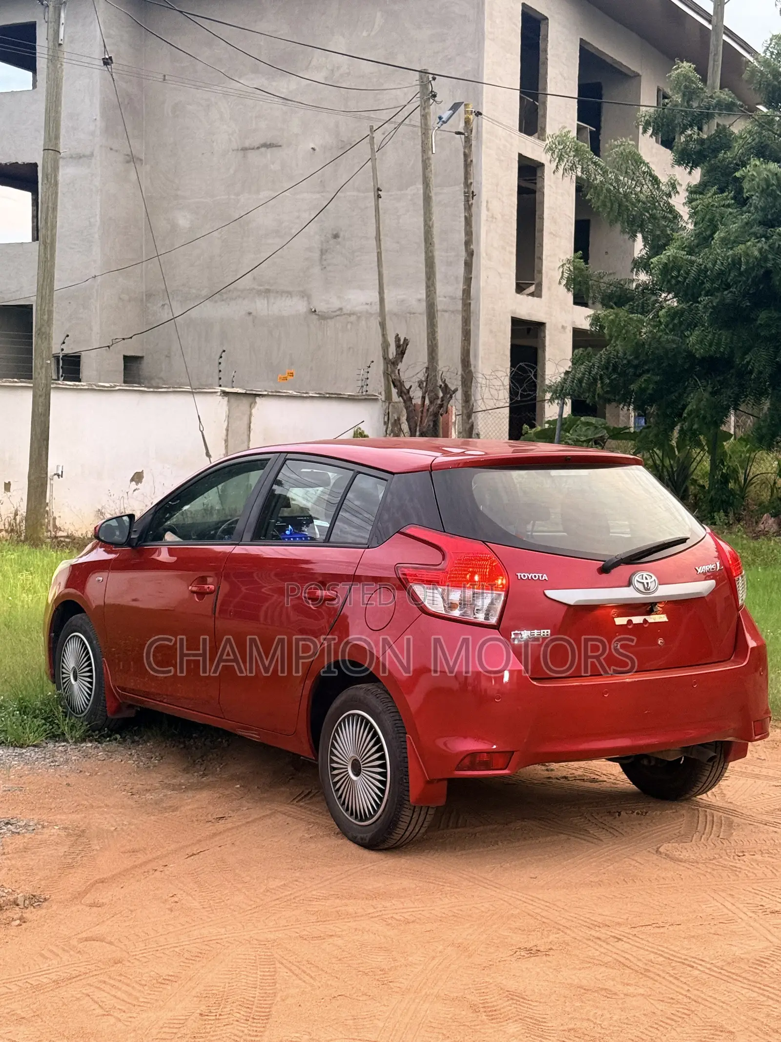Toyota Yaris 2015 Red