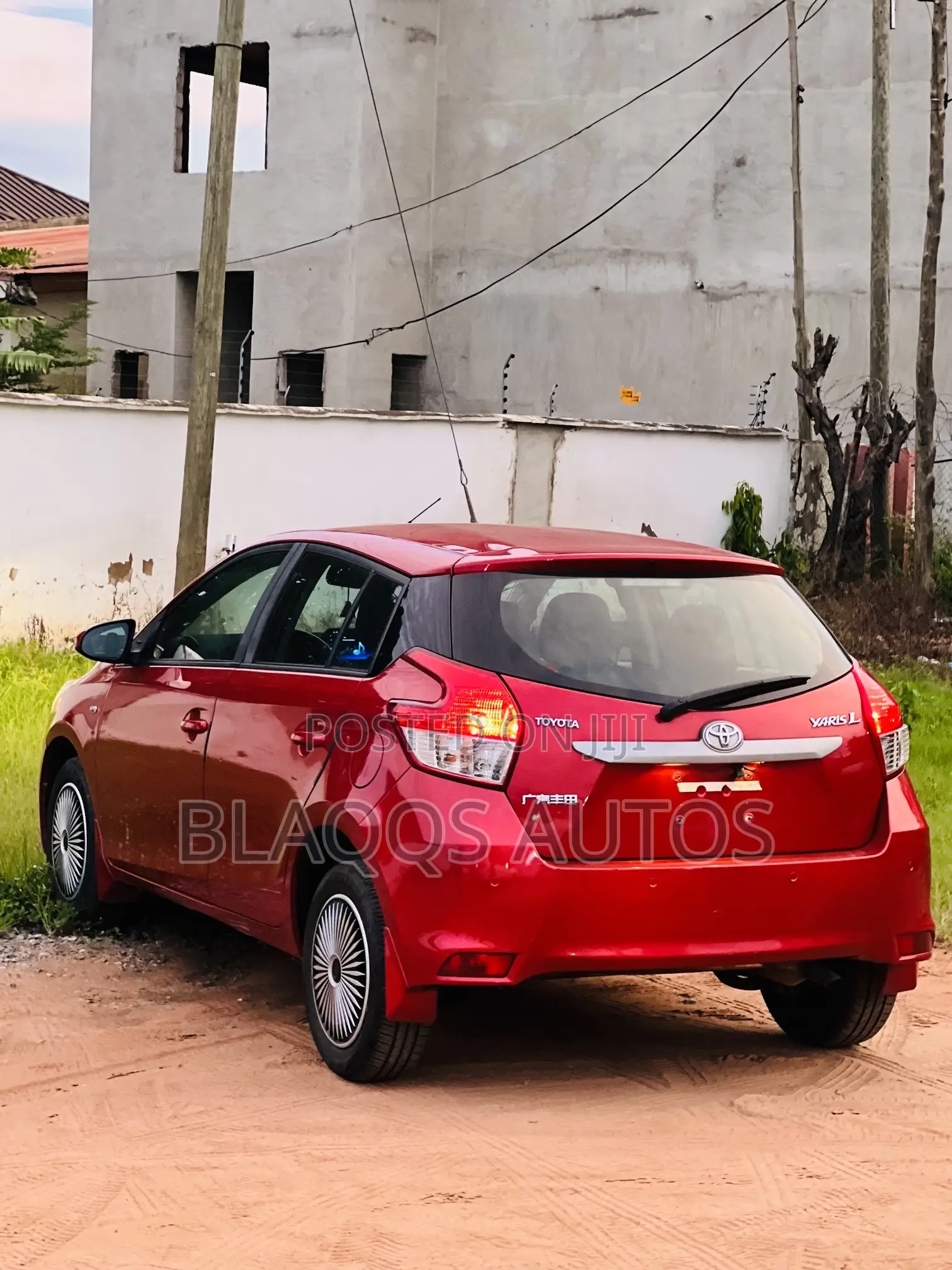 Toyota Yaris 2015 Red