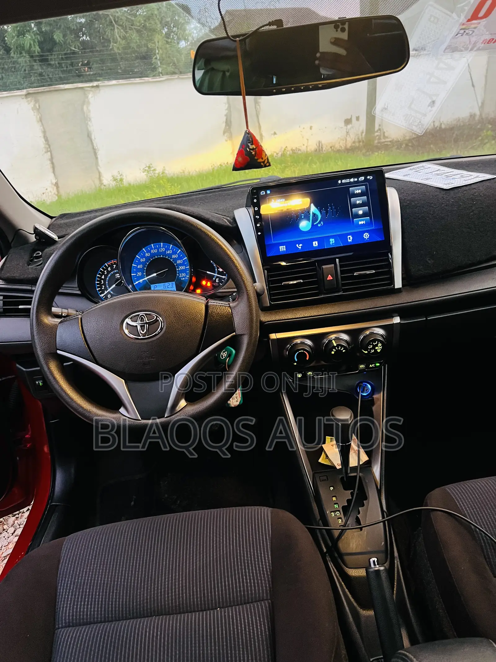 Toyota Yaris 2015 Red