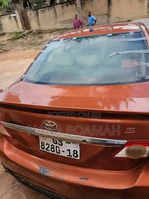 Toyota Corolla 2013 Brown
