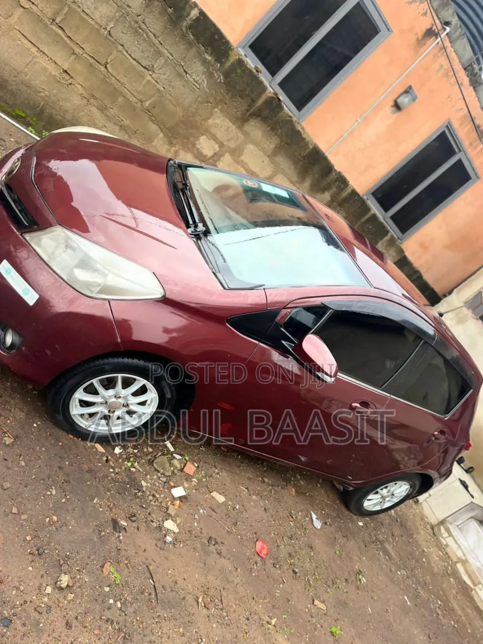 Toyota Vitz 2013 Brown