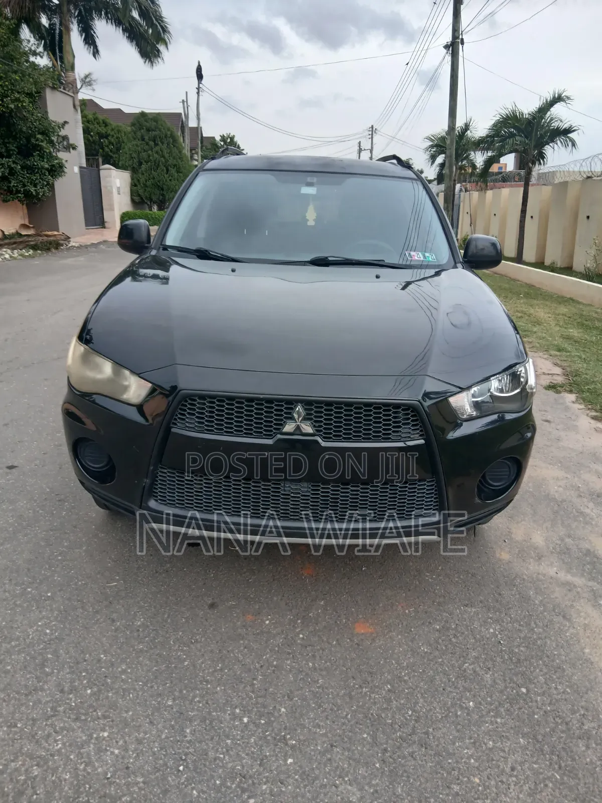 Mitsubishi Outlander SE 2012 Gray