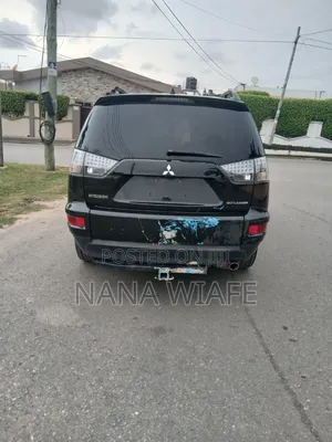 Mitsubishi Outlander SE 2012 Gray