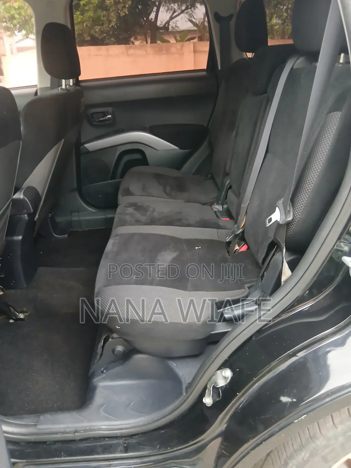 Mitsubishi Outlander SE 2012 Gray