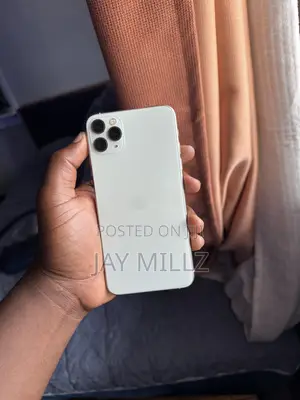 Apple iPhone 11 Pro Max 64 GB Silver