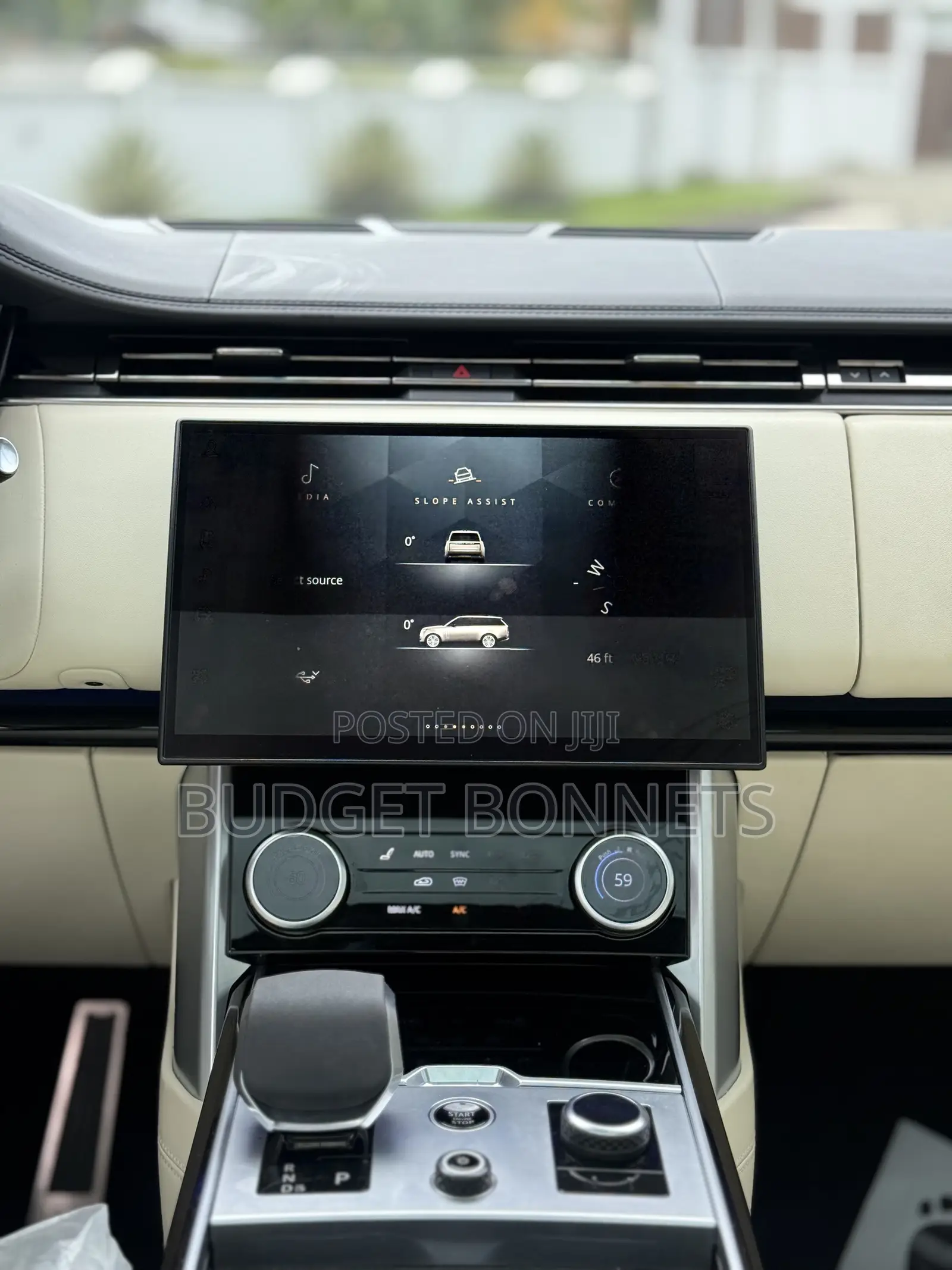 Land Rover Range Rover Vogue 2023 White