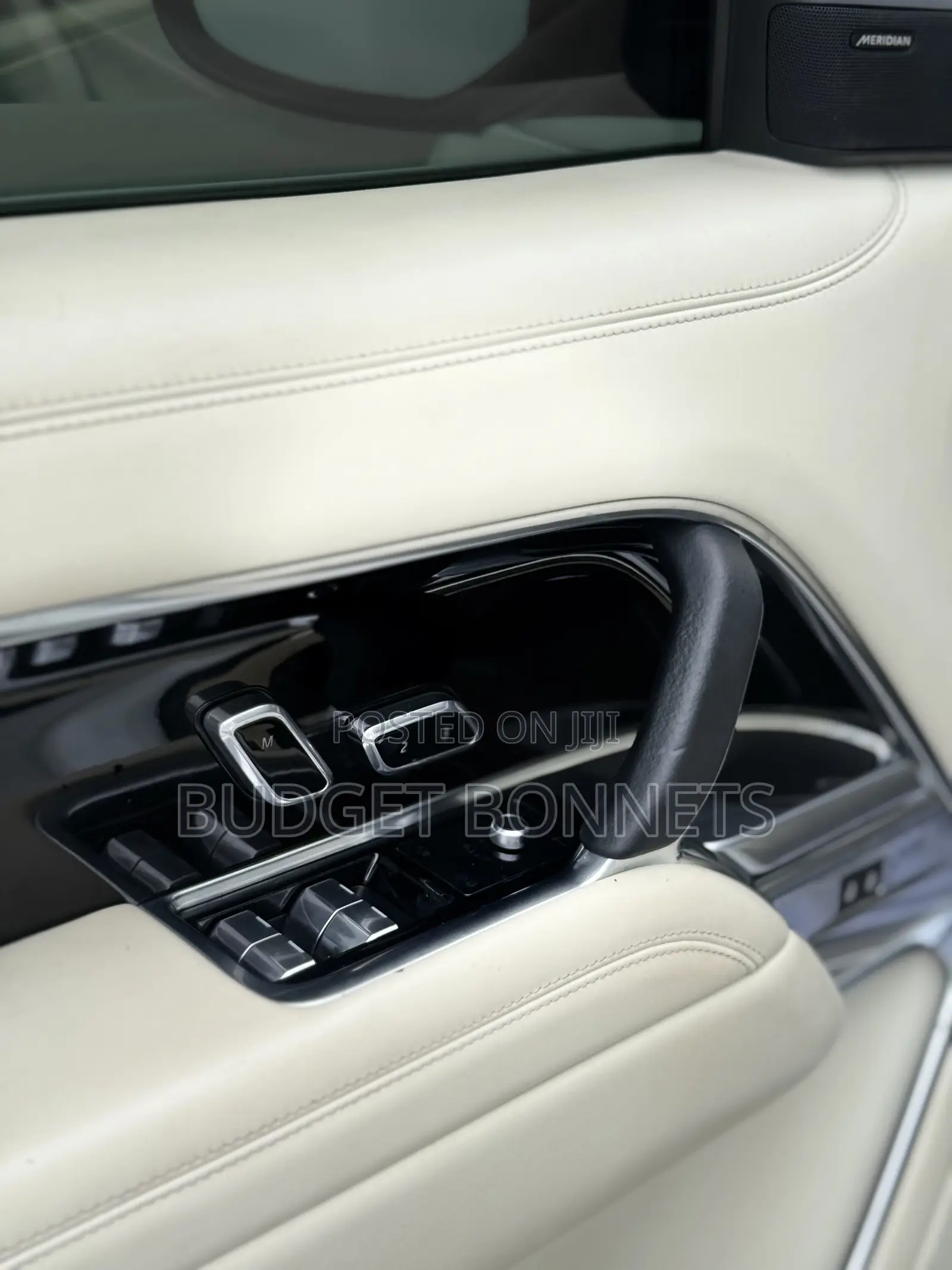 Land Rover Range Rover Vogue 2023 White