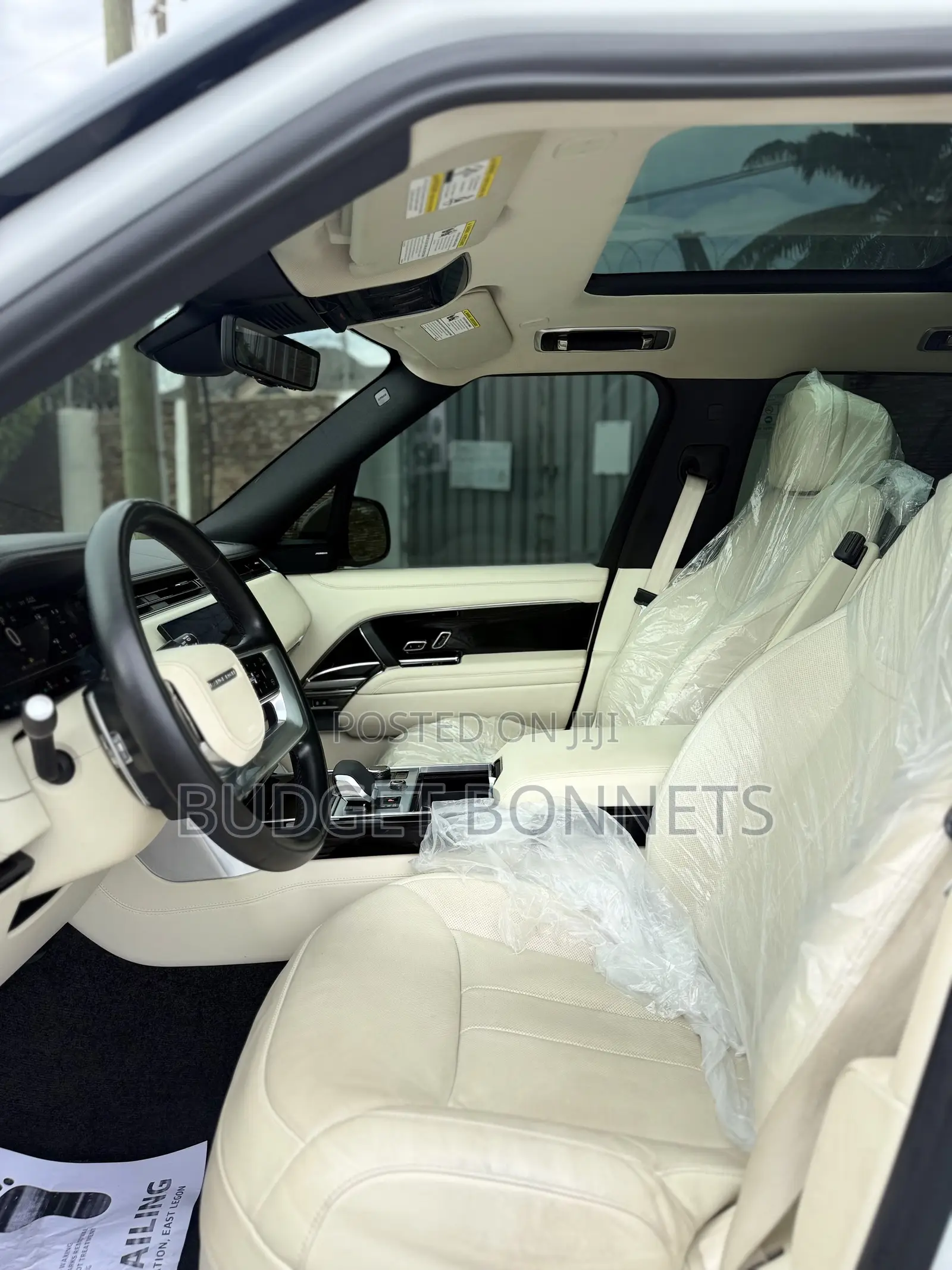Land Rover Range Rover Vogue 2023 White