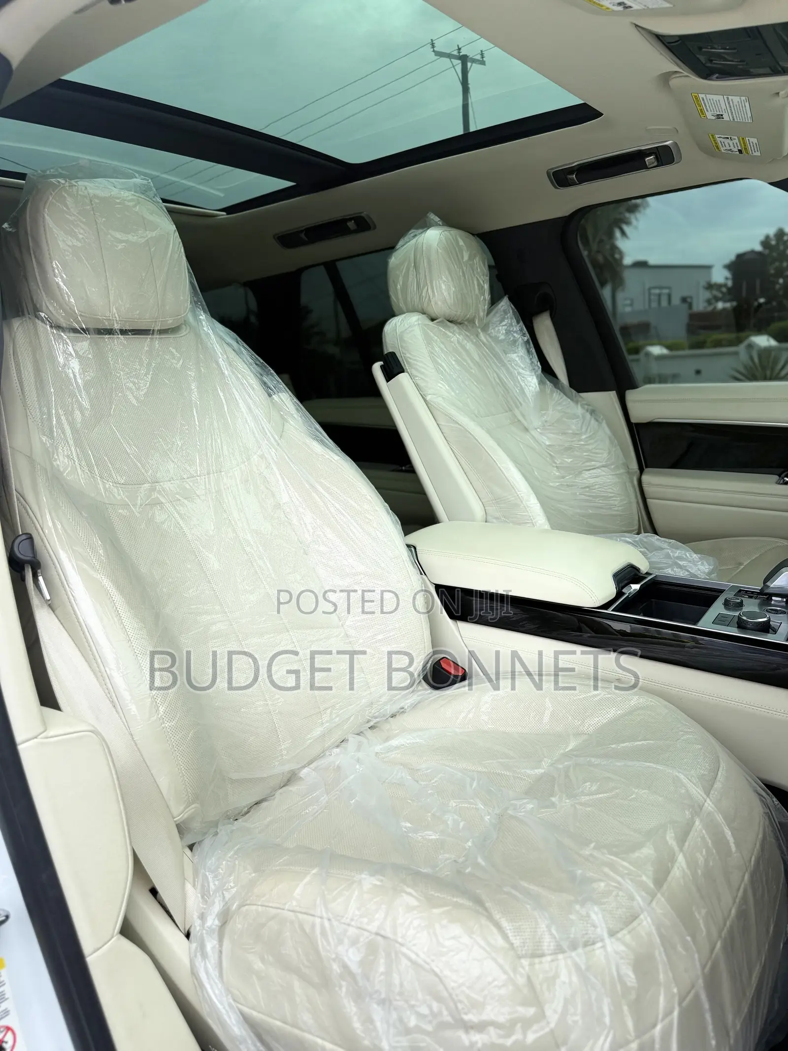 Land Rover Range Rover Vogue 2023 White