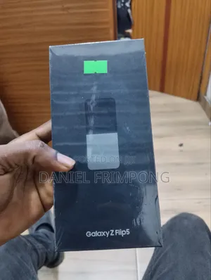 New Samsung Galaxy Z Flip 5 256 GB Gray