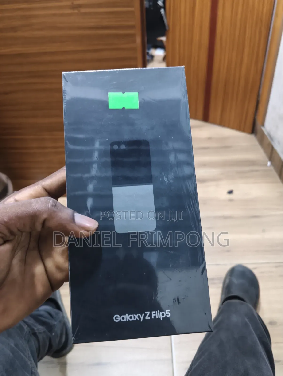 New Samsung Galaxy Z Flip 5 256 GB Gray