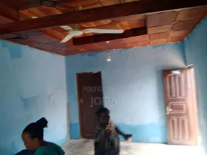 1bdrm Room & Parlour in Survivorestates, School Junction for rent