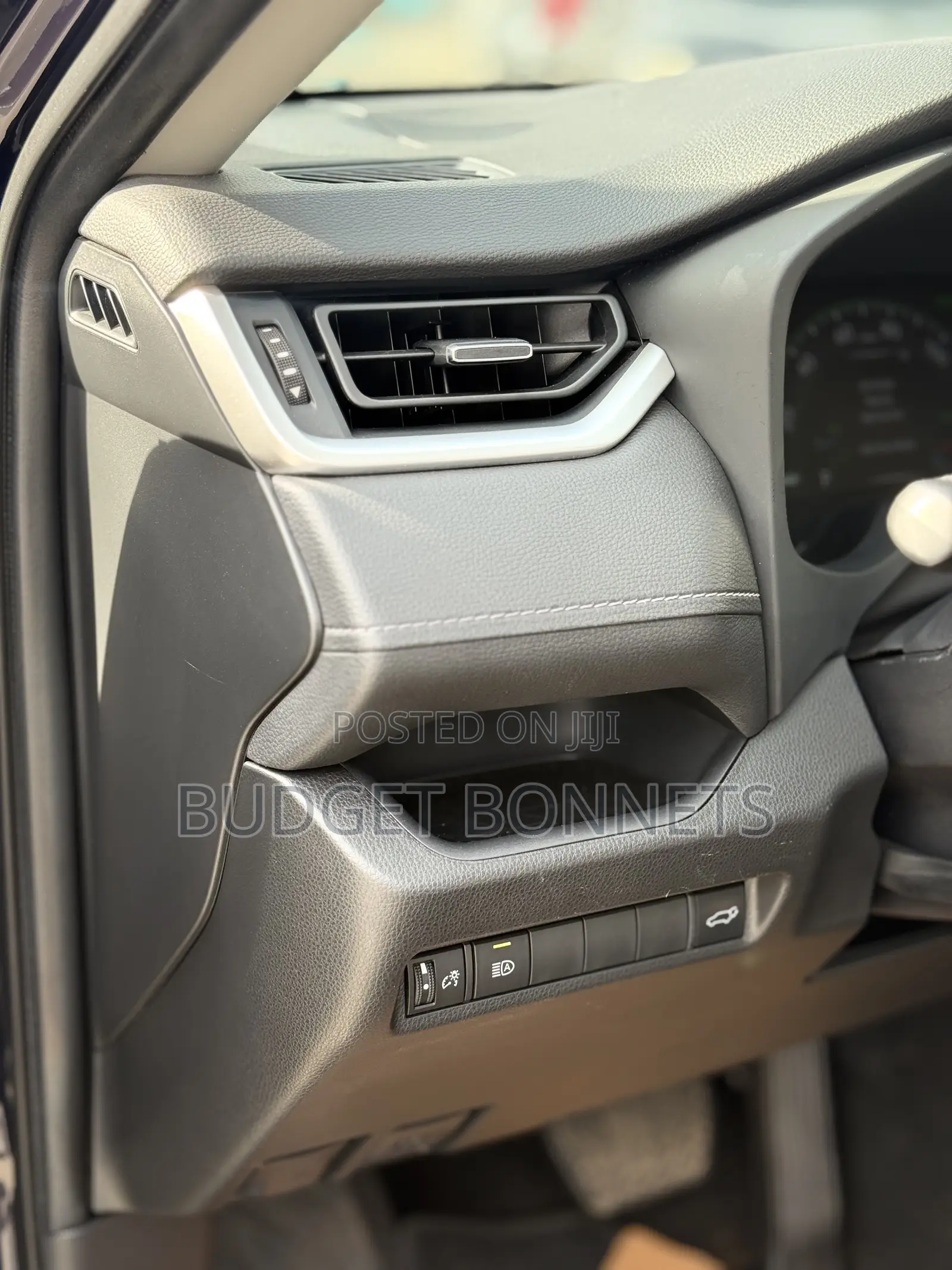 Toyota RAV4 XLE Premium AWD 2023 Blue