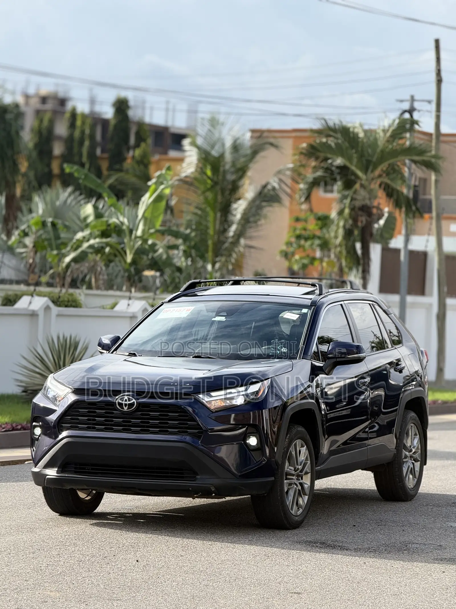 Toyota RAV4 XLE Premium AWD 2023 Blue