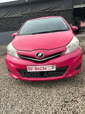 Toyota Vitz 1.3 AWD 3dr 2013 Pink