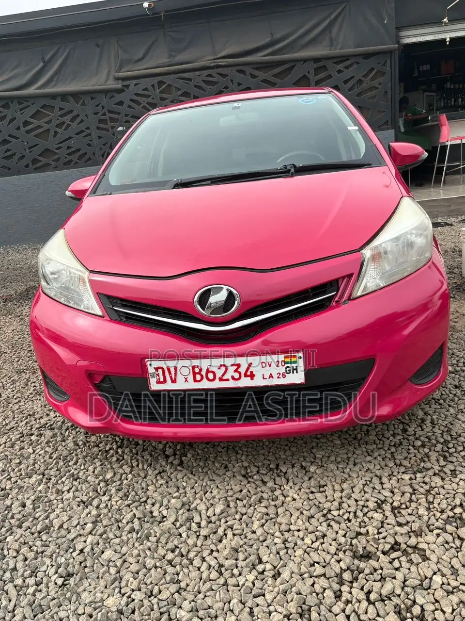 Toyota Vitz 1.3 AWD 3dr 2013 Pink