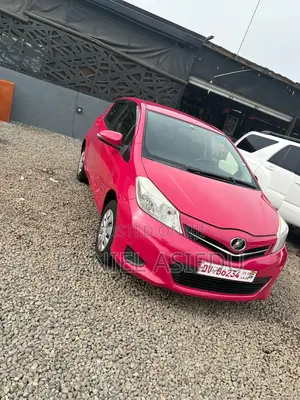 Toyota Vitz 1.3 AWD 3dr 2013 Pink
