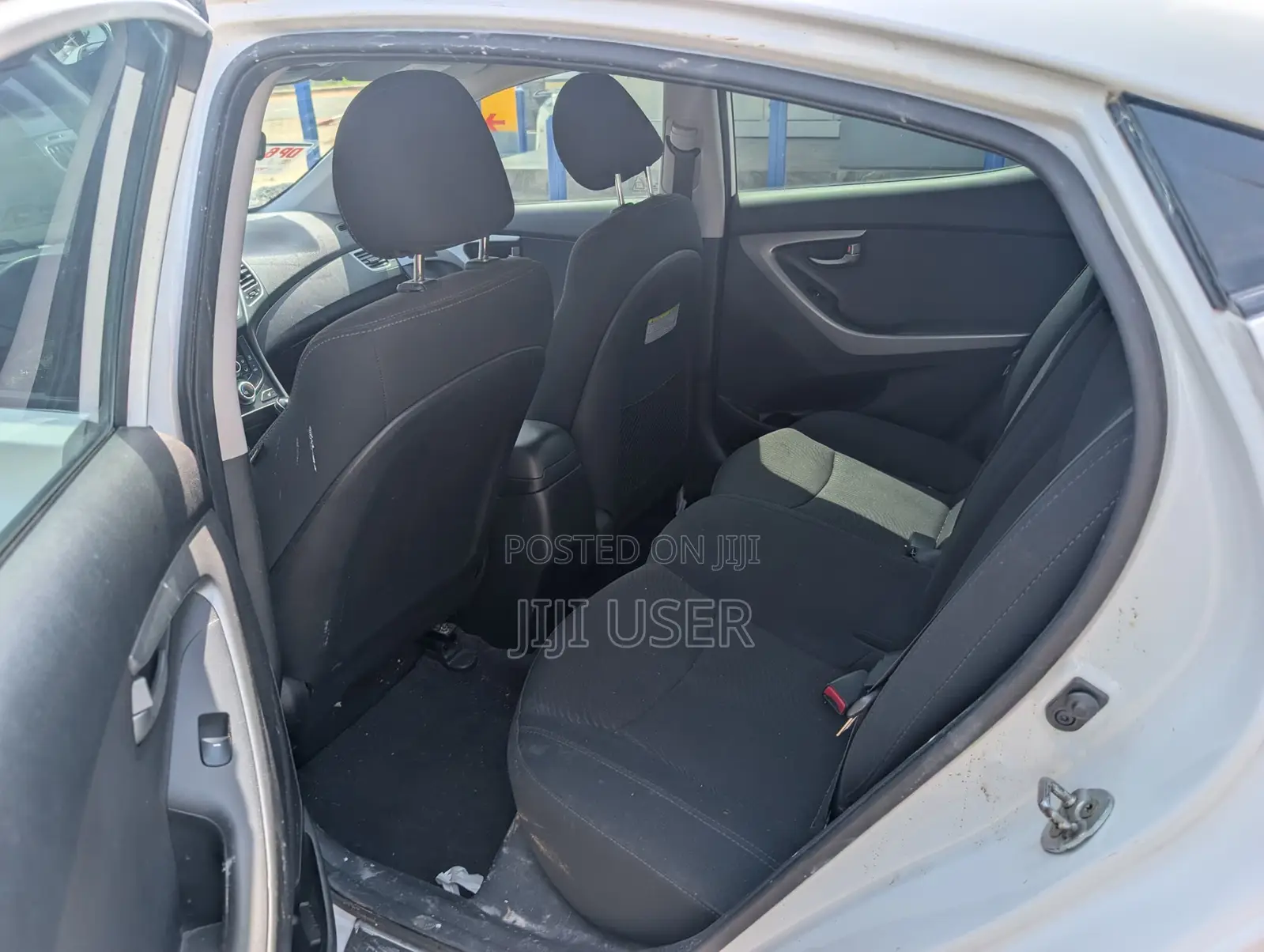 Hyundai Elantra SE Sedan FWD (1.8L 4cyl 6A) 2016 White