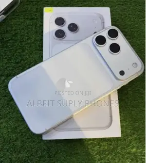 New Apple iPhone 17 Pro Max 256 GB White