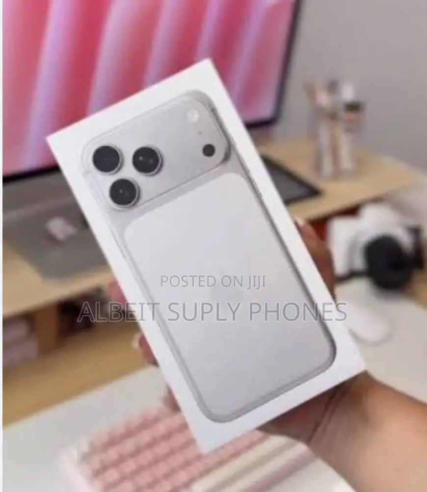 New Apple iPhone 17 Pro Max 256 GB White