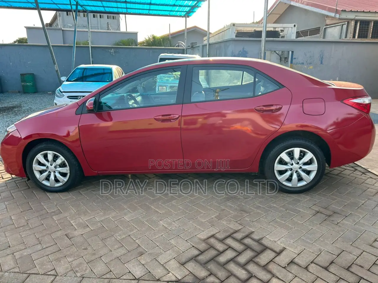 Toyota Corolla LE 4dr Sedan (1.8L 4cyl CVT) 2016 Red