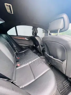 Mercedes-Benz C250 2014 Black