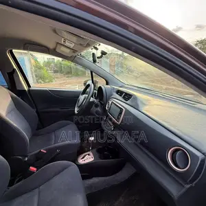 Toyota Vitz 2013 Brown