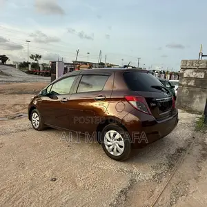 Toyota Vitz 2013 Brown