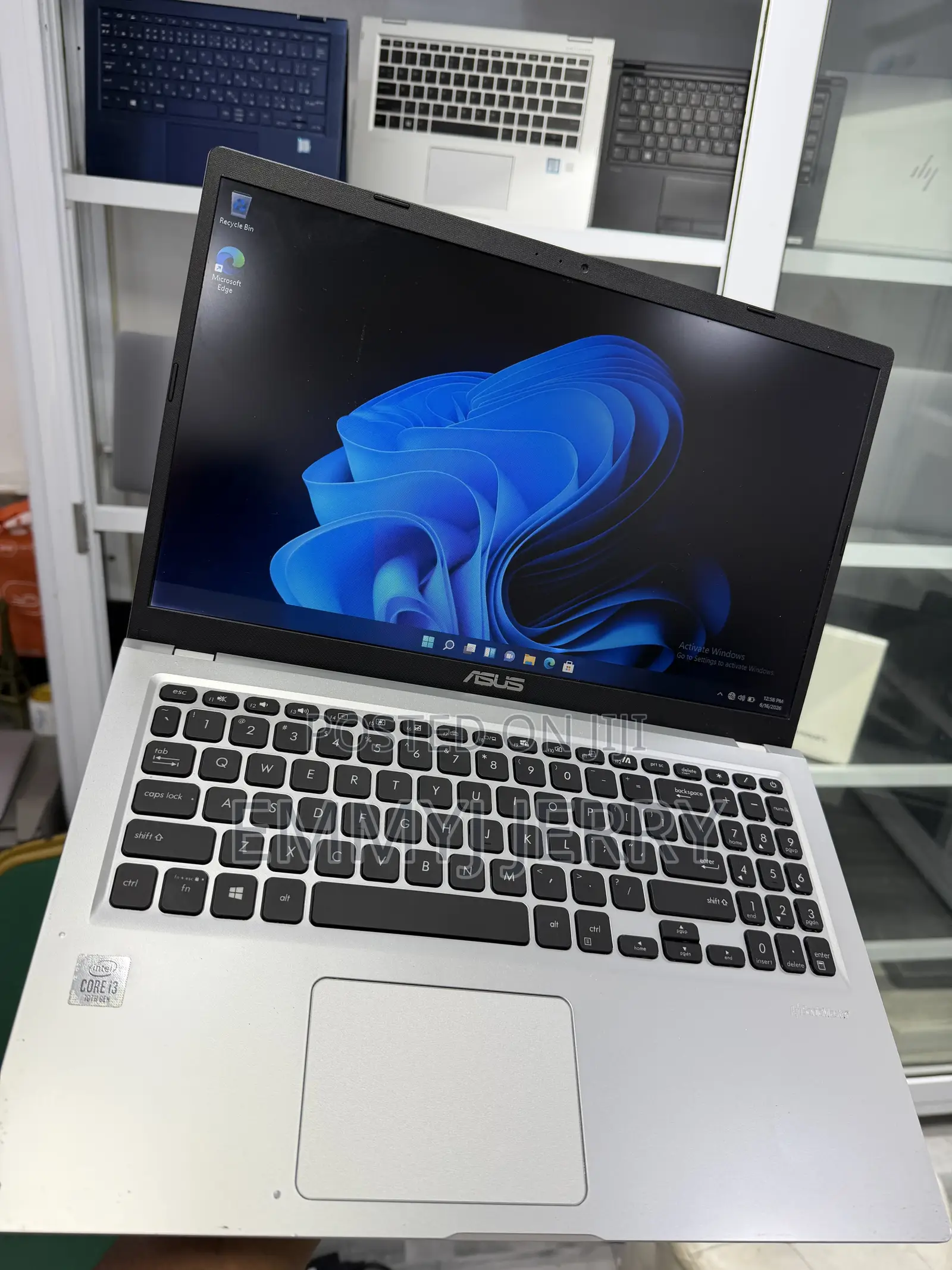 Laptop Asus VivoBook F512DA 8GB Intel Core i3 SSD 128GB