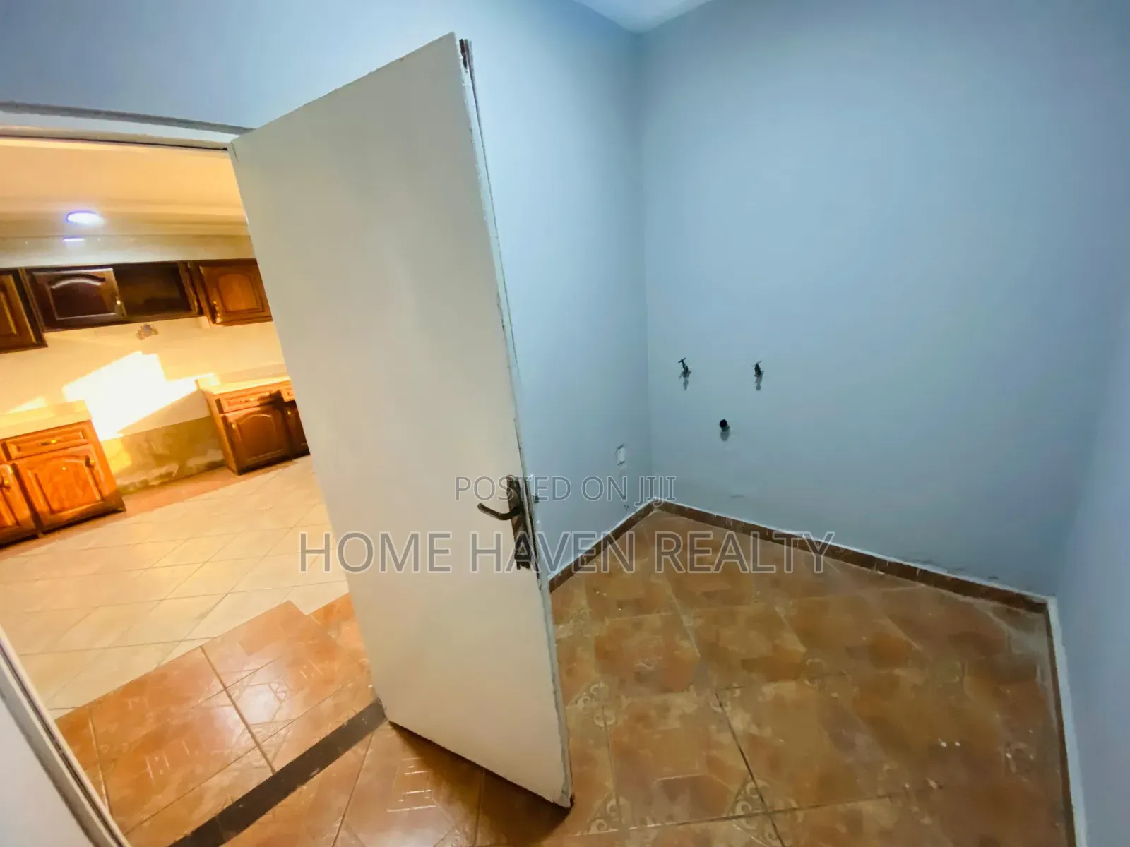 4bdrm House in Westland, Police Station for rent
