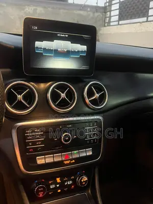 Mercedes-Benz CLA-Class CLA 250 4MATIC Sedan 2017 White