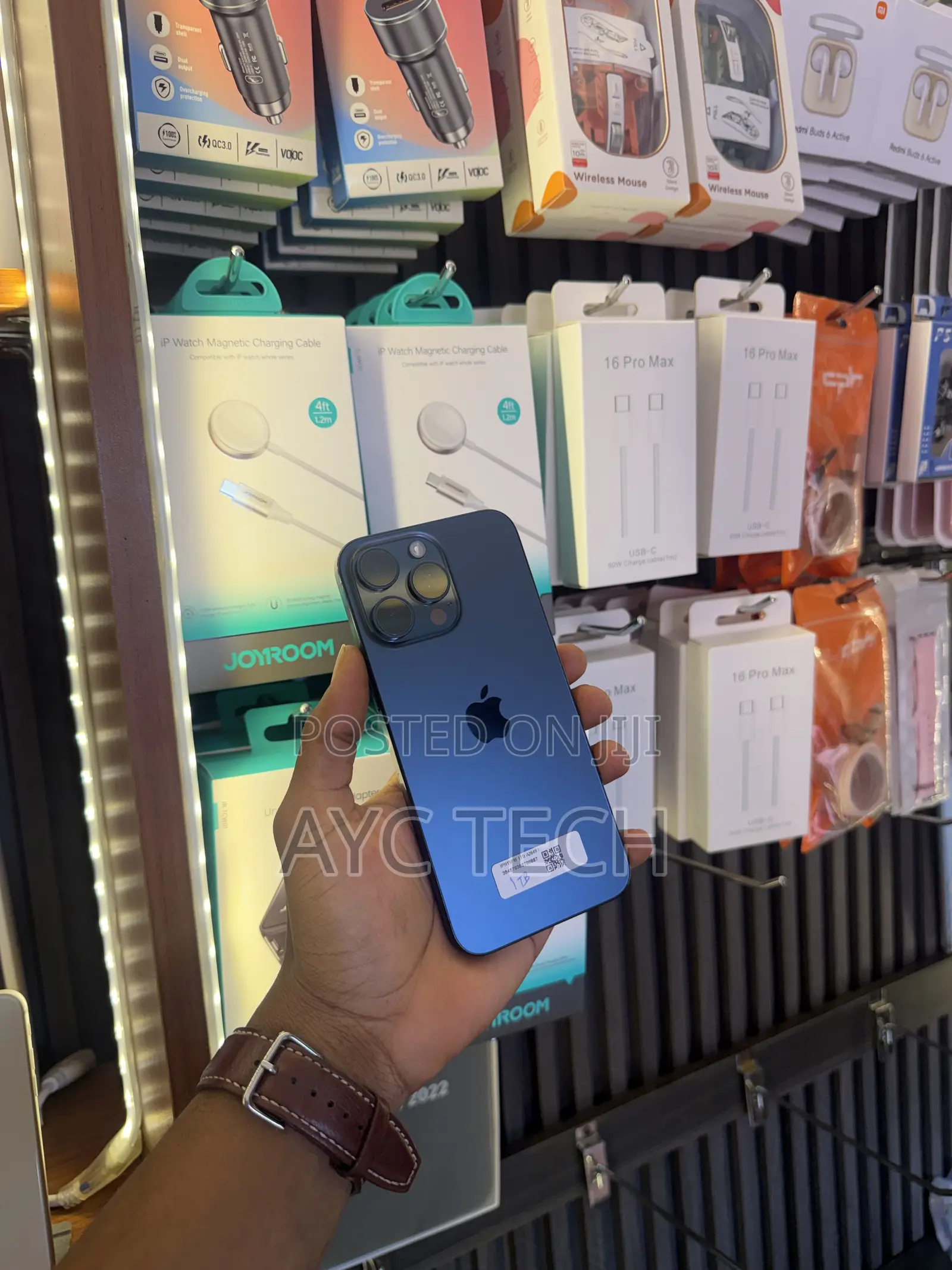 Apple iPhone 15 Pro Max 1 TB Blue