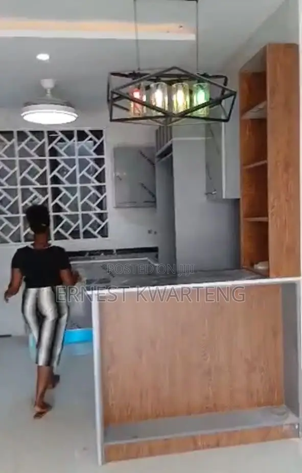 4bdrm Apartment in Grandprestige, Lapaz for rent