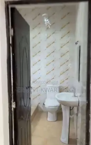 5bdrm Apartment in Grandprestige, Lapaz for rent