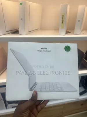 iPad Air M3 Magic Keyboard 11inch